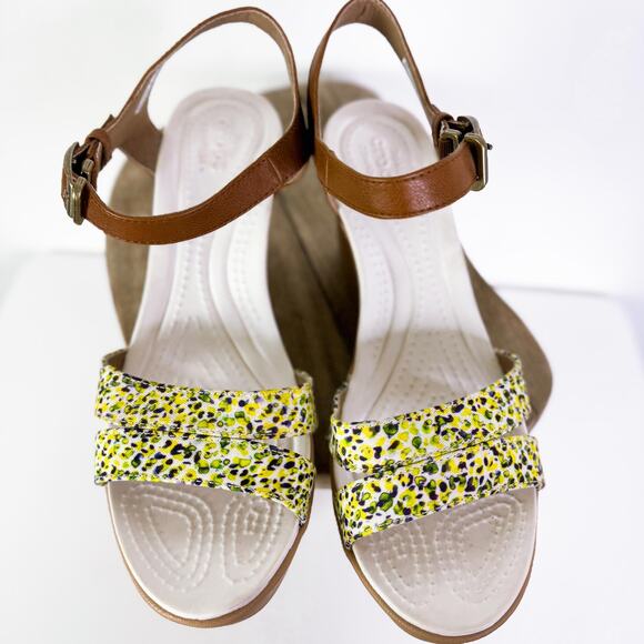 Crocs Leigh II Ankle Strap Graphic Wedges Sandals Hazelnut Gold Y2K 2000s Size 8 - Picture 5 of 12